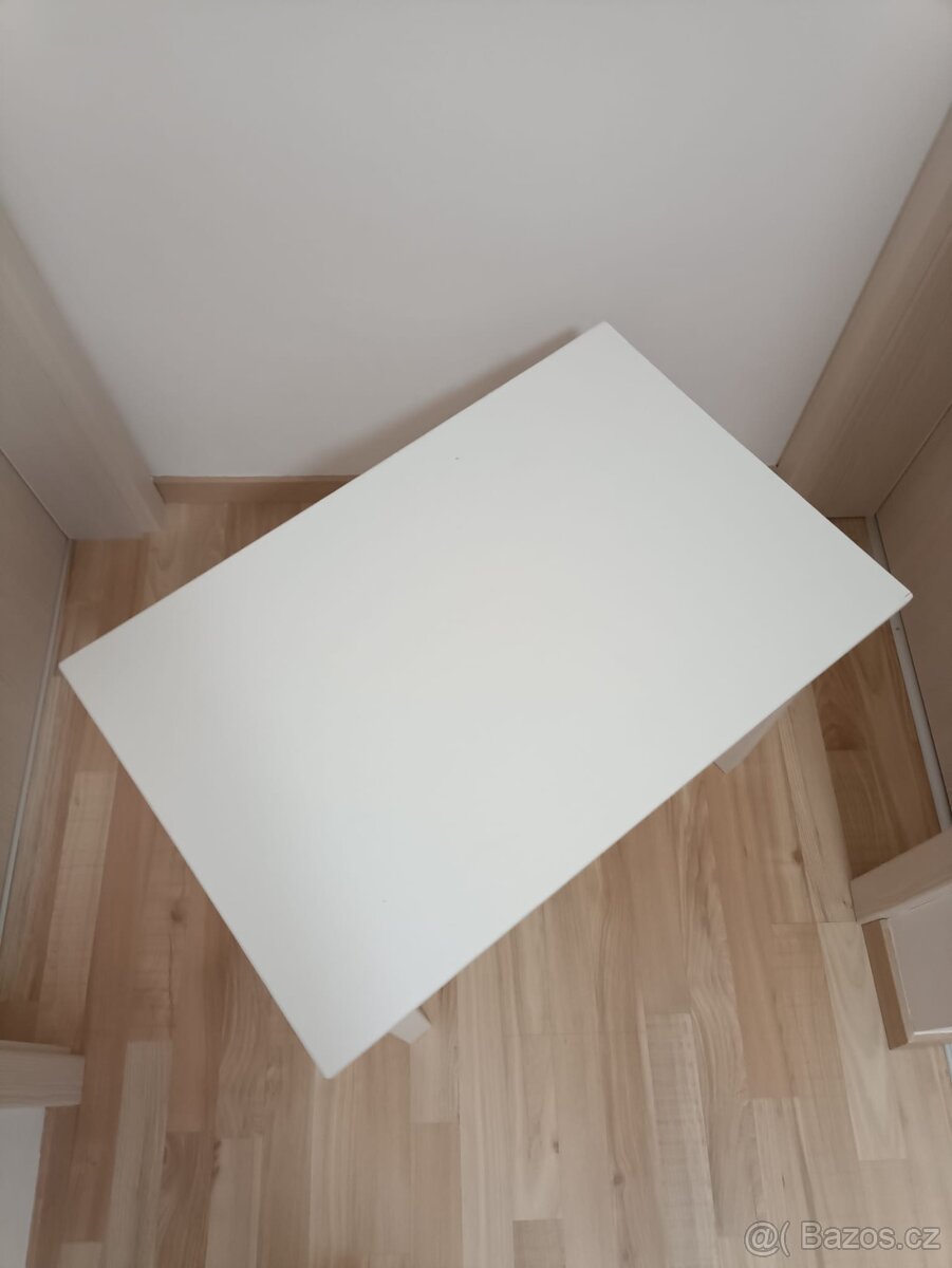 Dětský stolek se židličkou Ikea Sundvik - 12