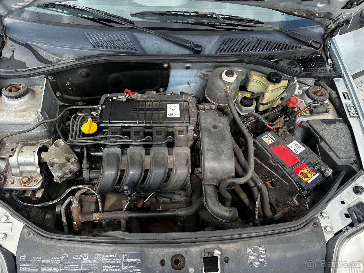 Renault Clio 1.2 55Kw Benzín - 12