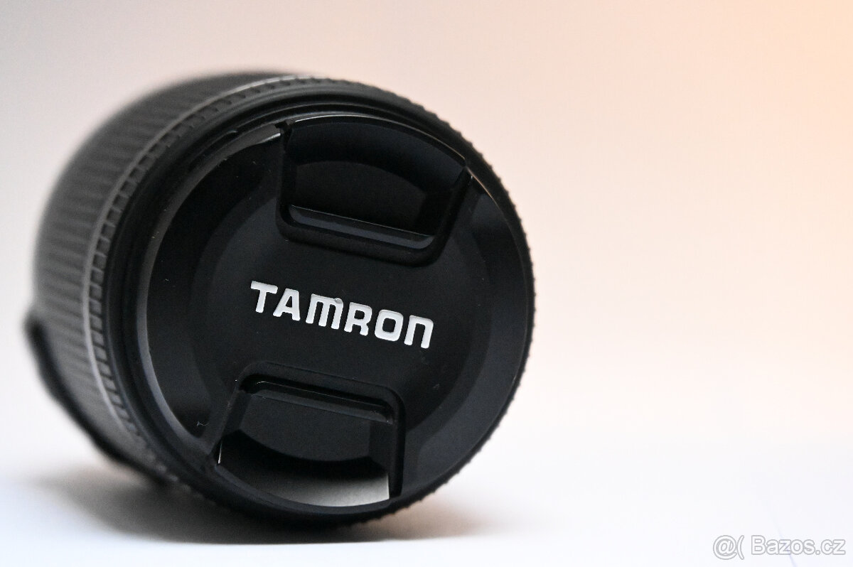 Nikon D7000 + Nikkor 50mm + Tamron 18-200mm - 12