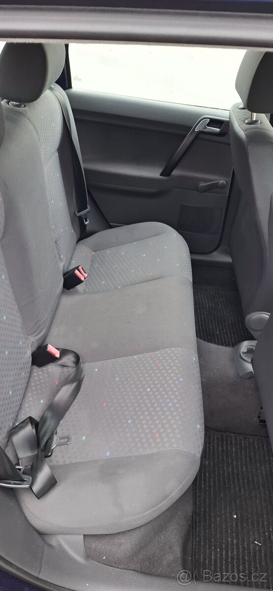 VW Polo 1.2/ 47kw/12v rok 2003 Nová STK - 12