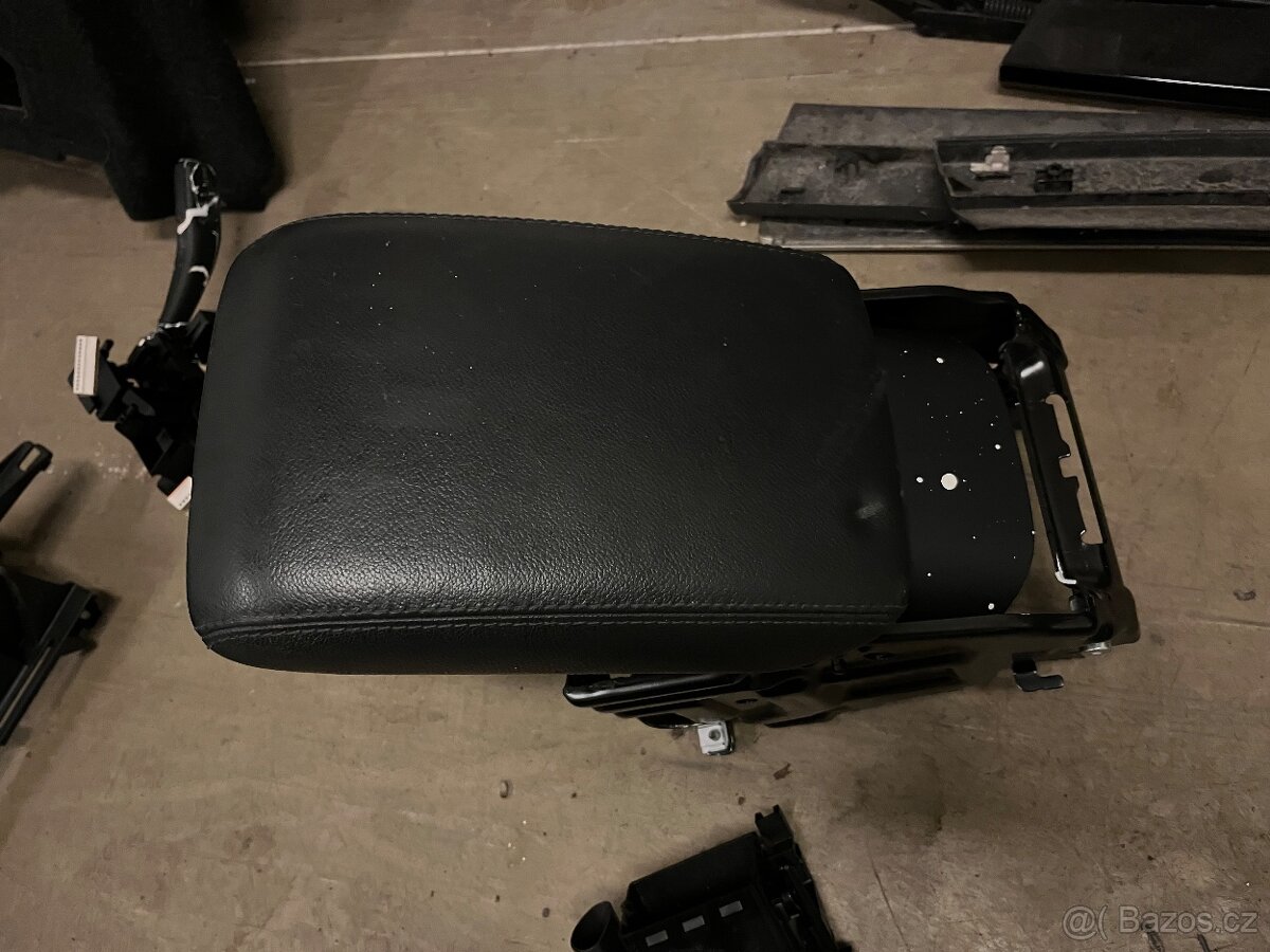 Náhradní díly Audi A5 - 12