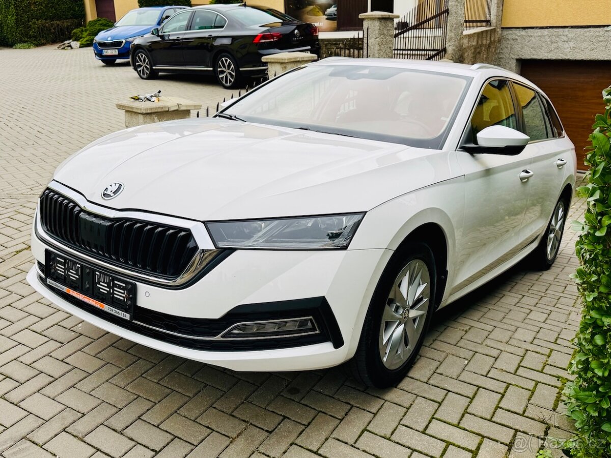 ŠKODA OCTAVIA IV 2,0TDi 110kW STYLE ACC VYHŘ.OKNO TAŽNÉ - - 12
