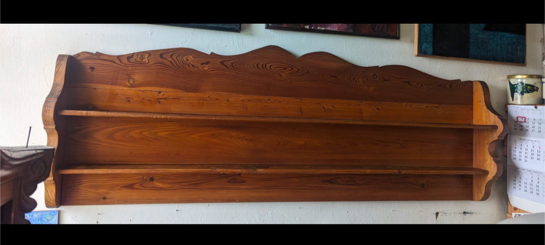 Úžasná velká masivní police - 12