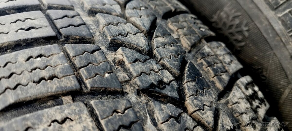 185/70 R14 zímní pneumatiky 2x 6mm 2x 5mm 4x100 - 12