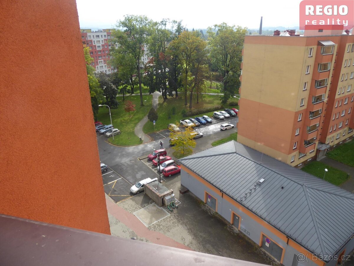 REZERVOVÁNO - Pronájem bytu 1+kk, Frýdek, ul. Novodvorská - 12