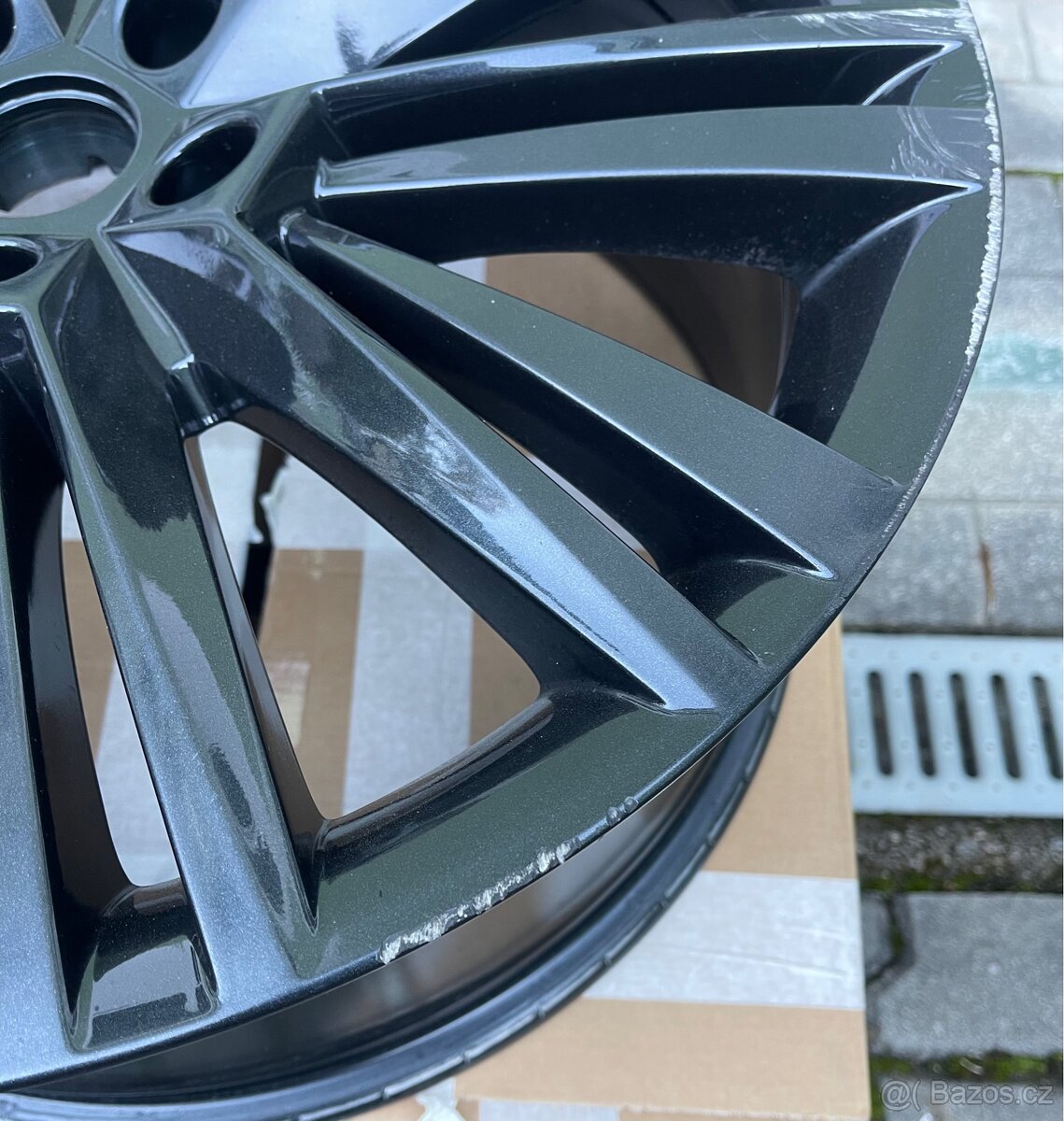 Prodám originál alu kola CANOPUS - 12