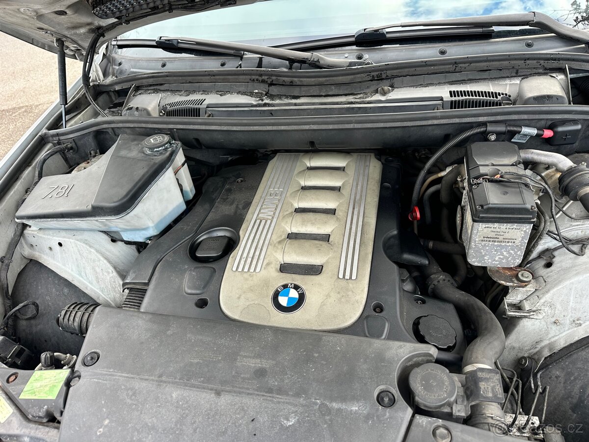 BMW X5 E53 Facelift - 12