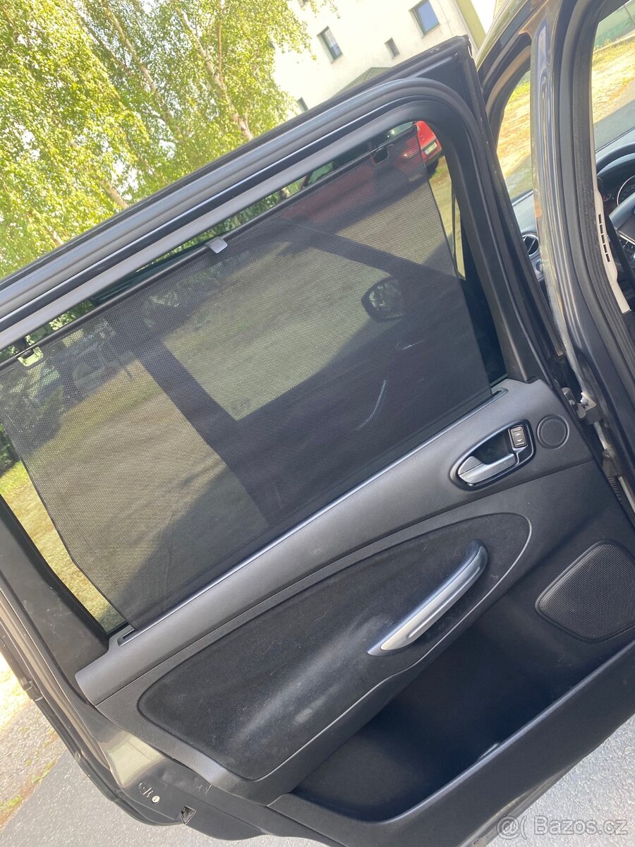 FORD Galaxy Ghia 2.0 TDCi 103kW - 12