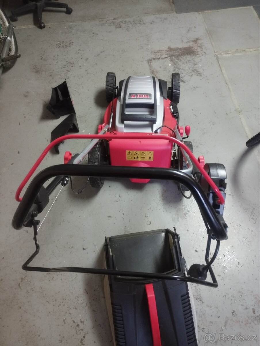 Elektrická sekačka s pojezdem - 12