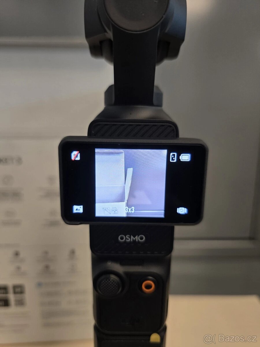 DJI Osmo Pocket 3 Creator Combo - 12