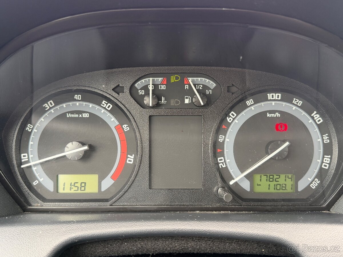 Škoda Fabia 1.4 16V - 12