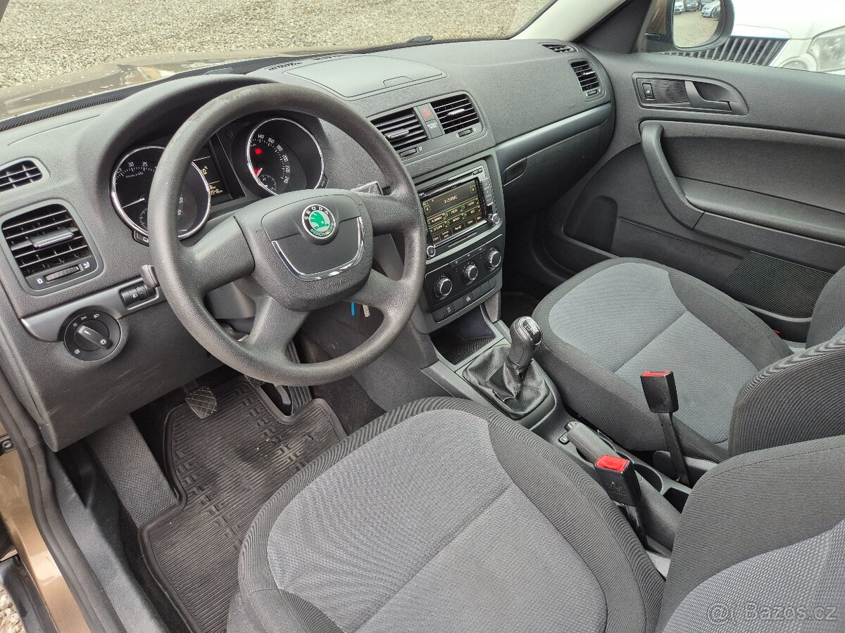 Škoda Yeti 2.0TDi,81KW,4x4,MANUÁL,1.MAJITEL,ČR,R.V.2011 - 12