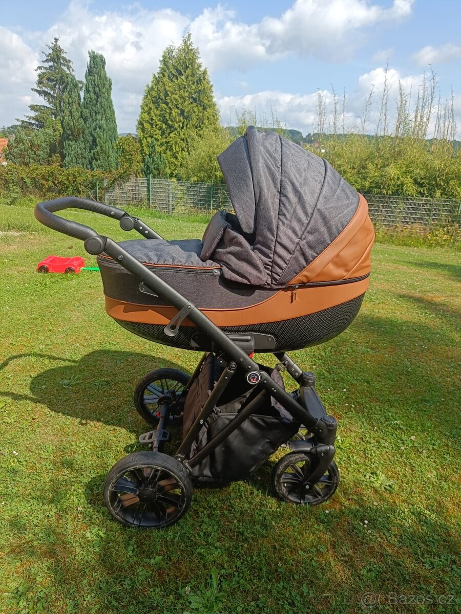 Dětský kočárek Camarelo Zeo - 12
