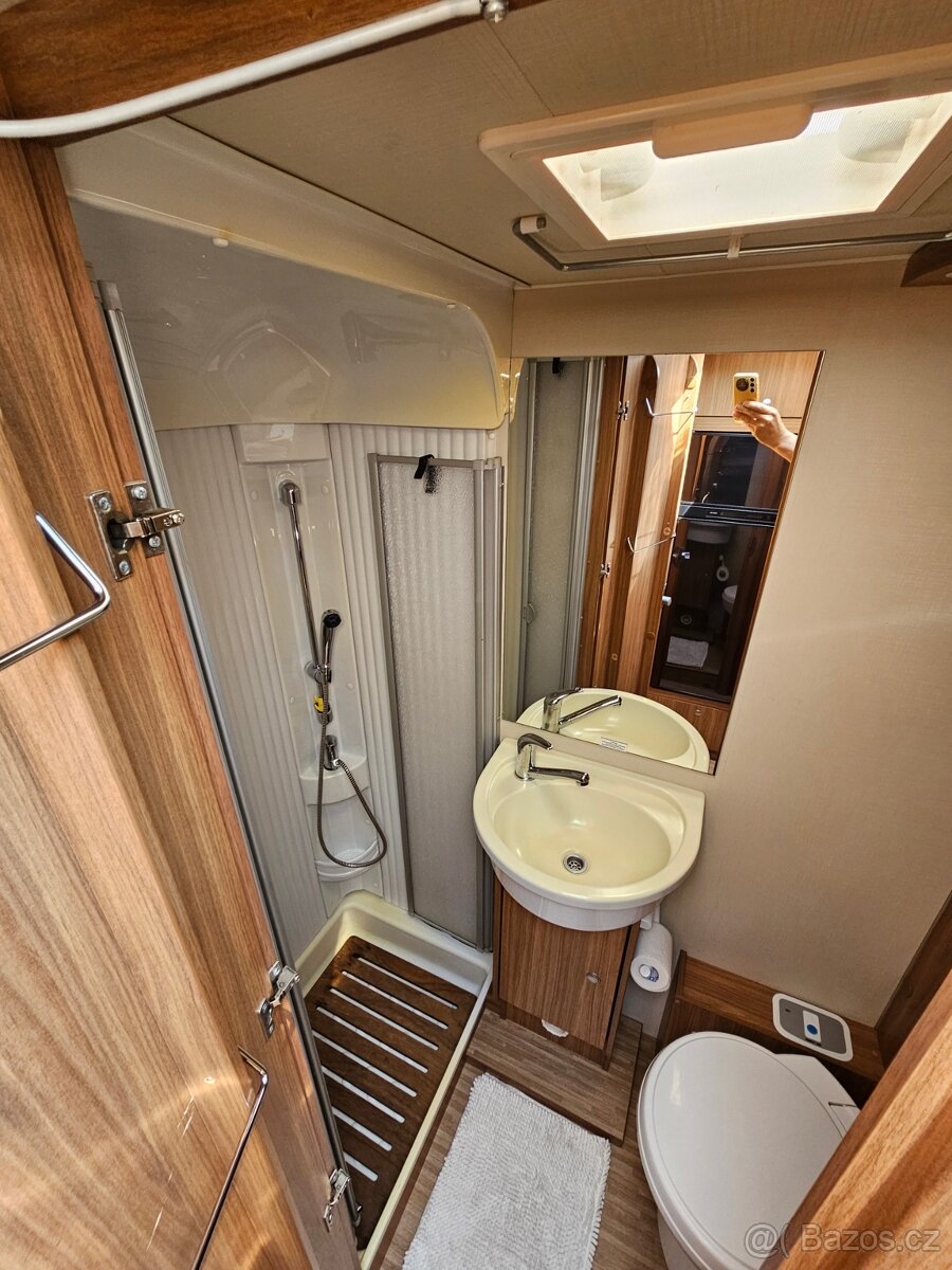 Prodám Carado A464, rv. 2017, 185tkm, ČR. - 12