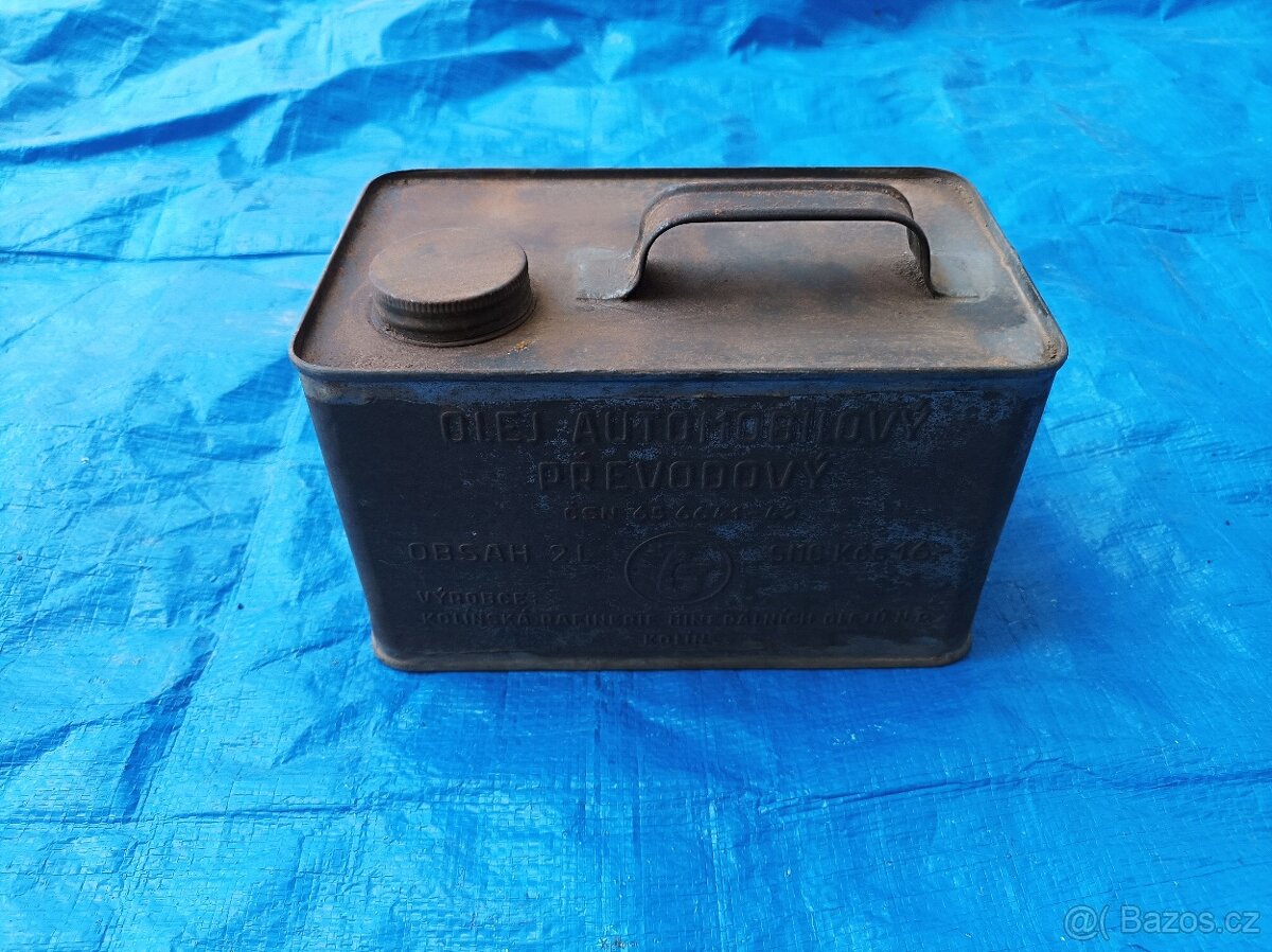 Plechový kanystřík od oleje - 12