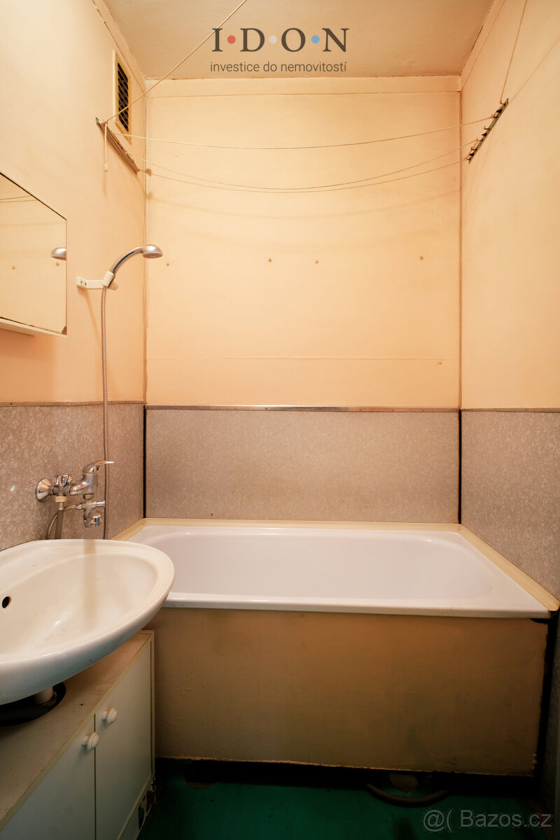 Prodej prostorného družstevního bytu 3+1, 74,21 m² – Ostrava - 12