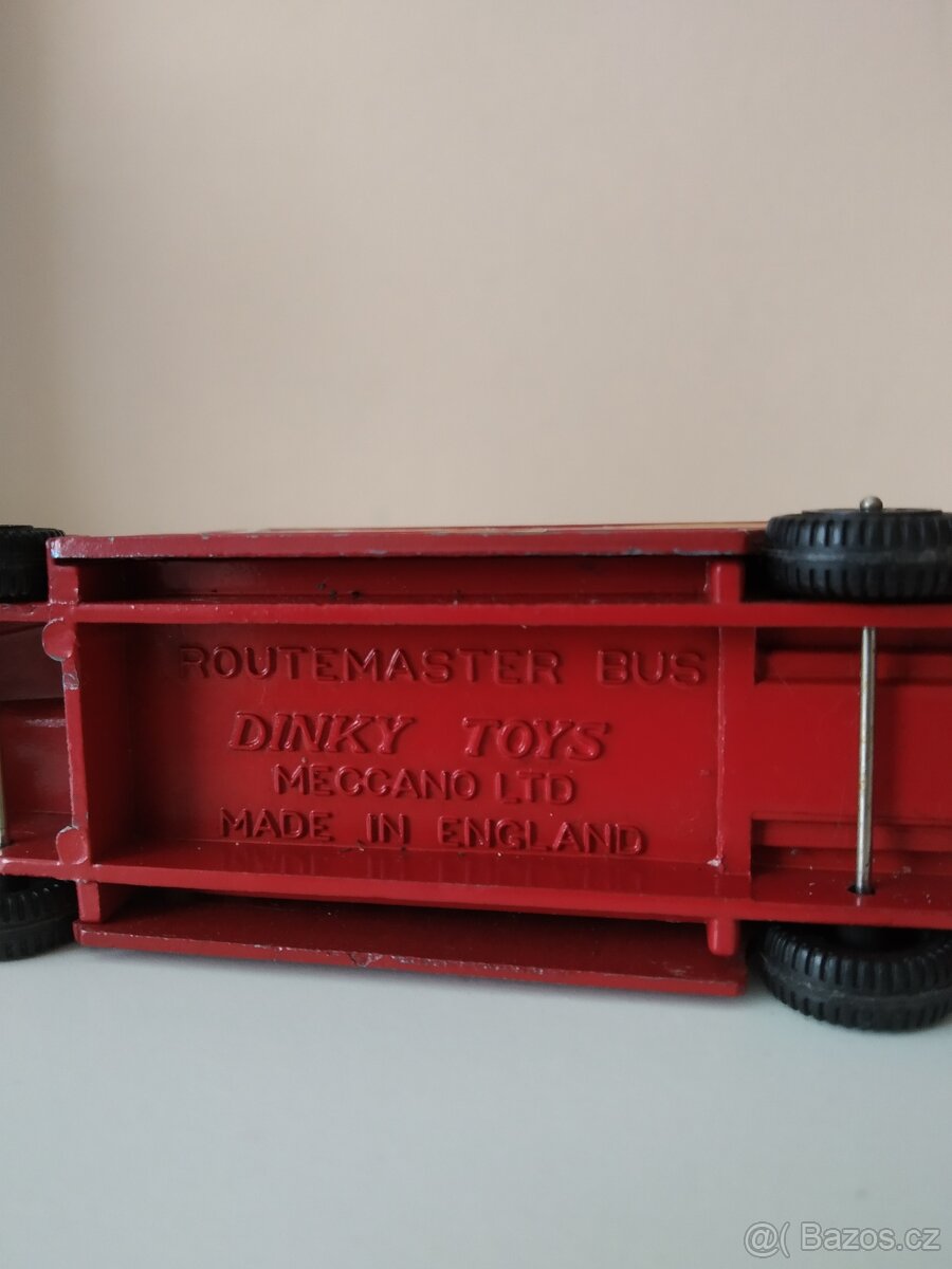 Dinky Toys -Routemaster Bus-Made in England - 12