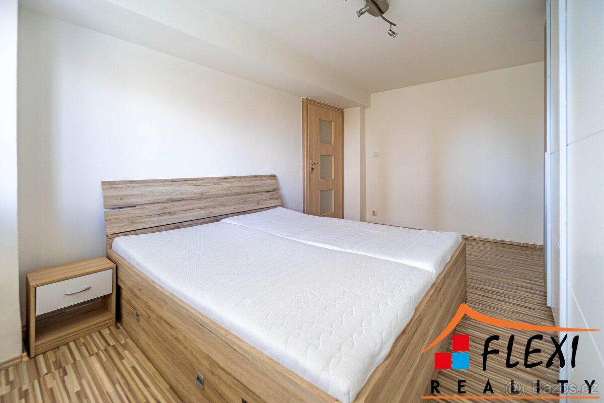 Pronájem částečné zařízeného bytu 2+kk s balkónem, 56,20 m², - 12