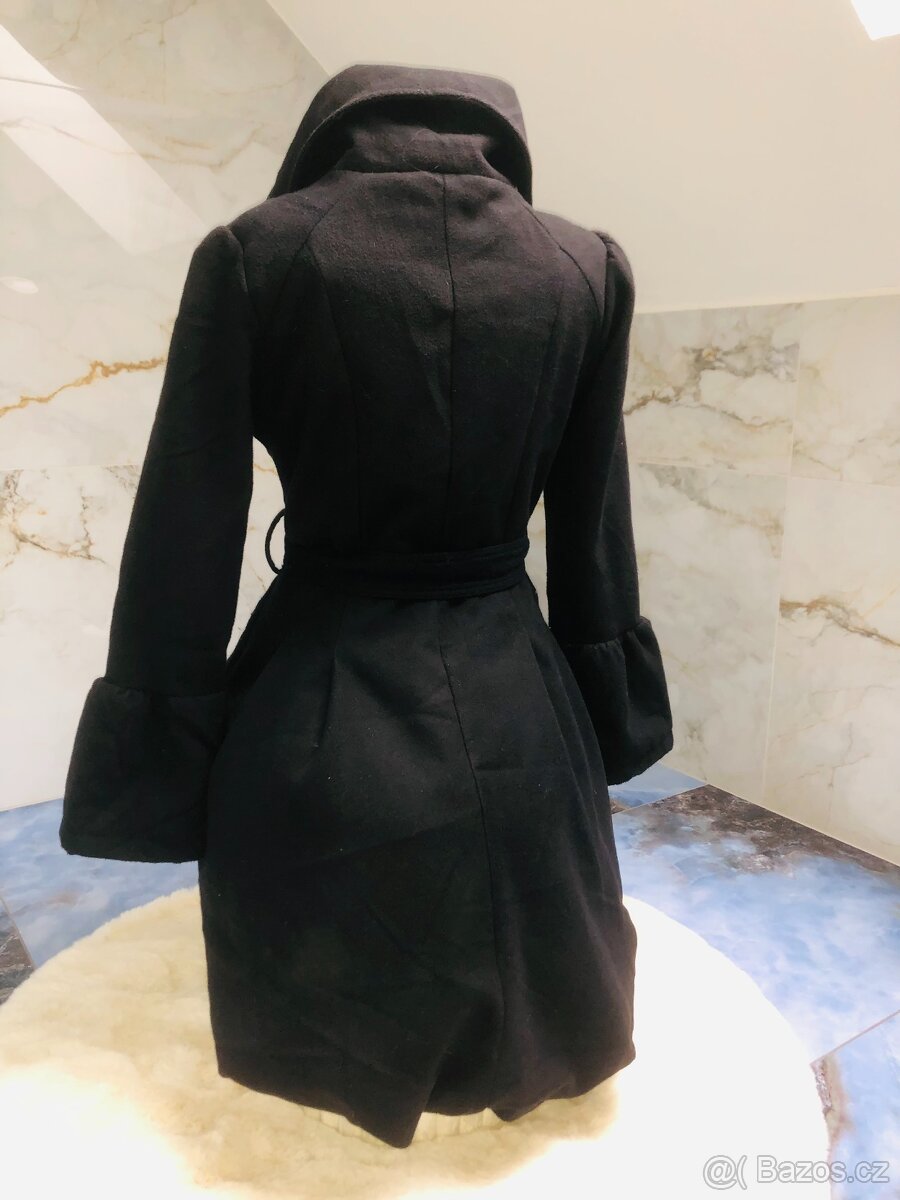 cernykabat# spolecensky# naples# doacka #polodlouhy - 12