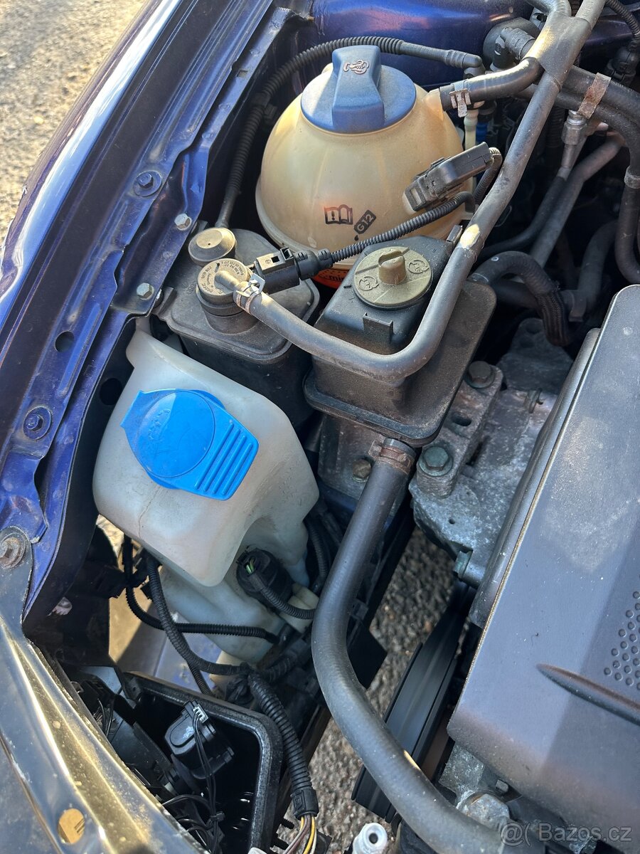 Seat Leon 1.6 benzin - 12