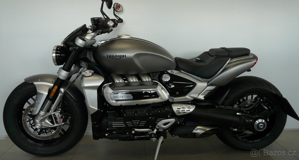 Triumph Rocket 3 R 2022 - 12