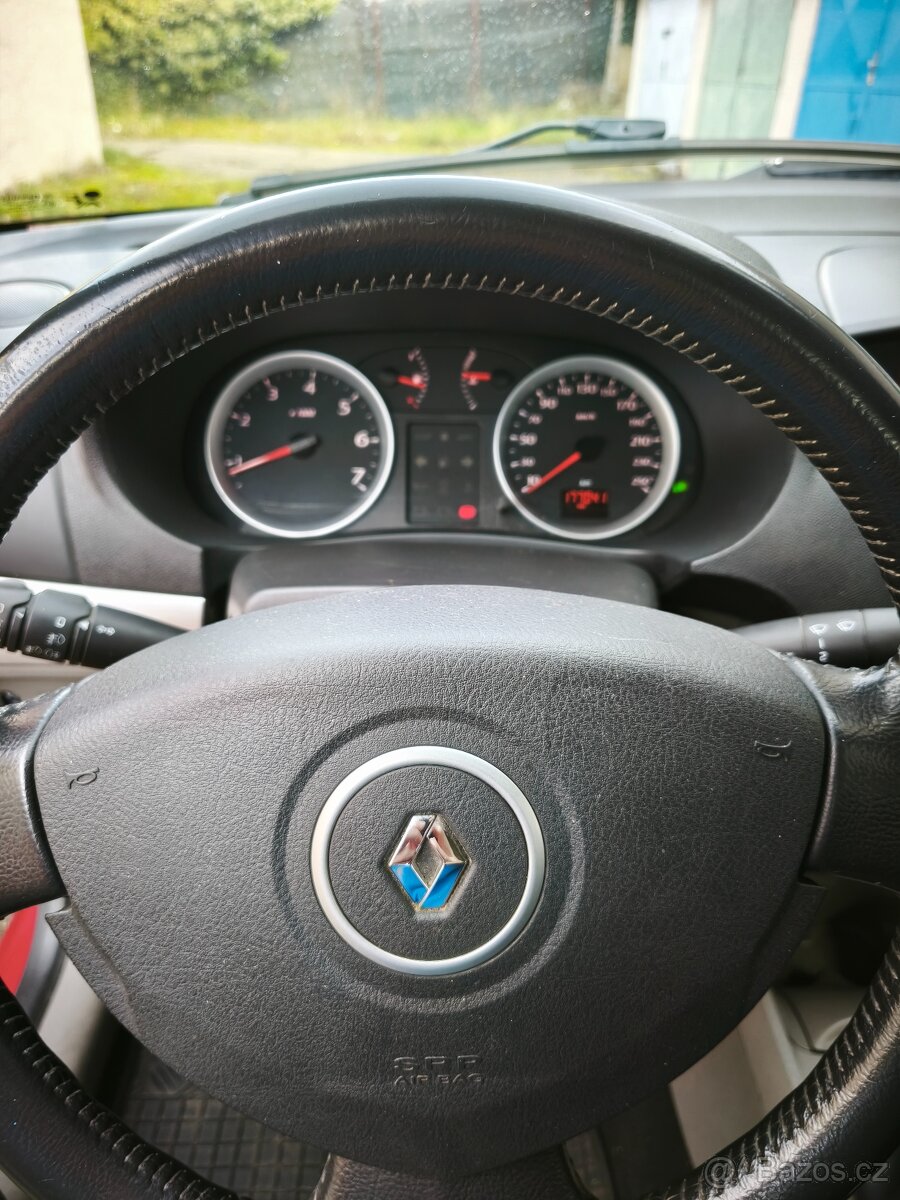 Renault Thalia 2010 - 12