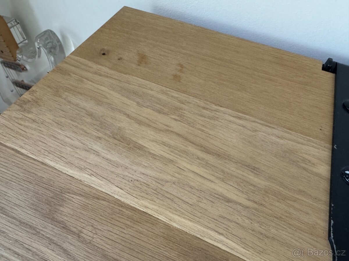 Velká dubová truhla - 12