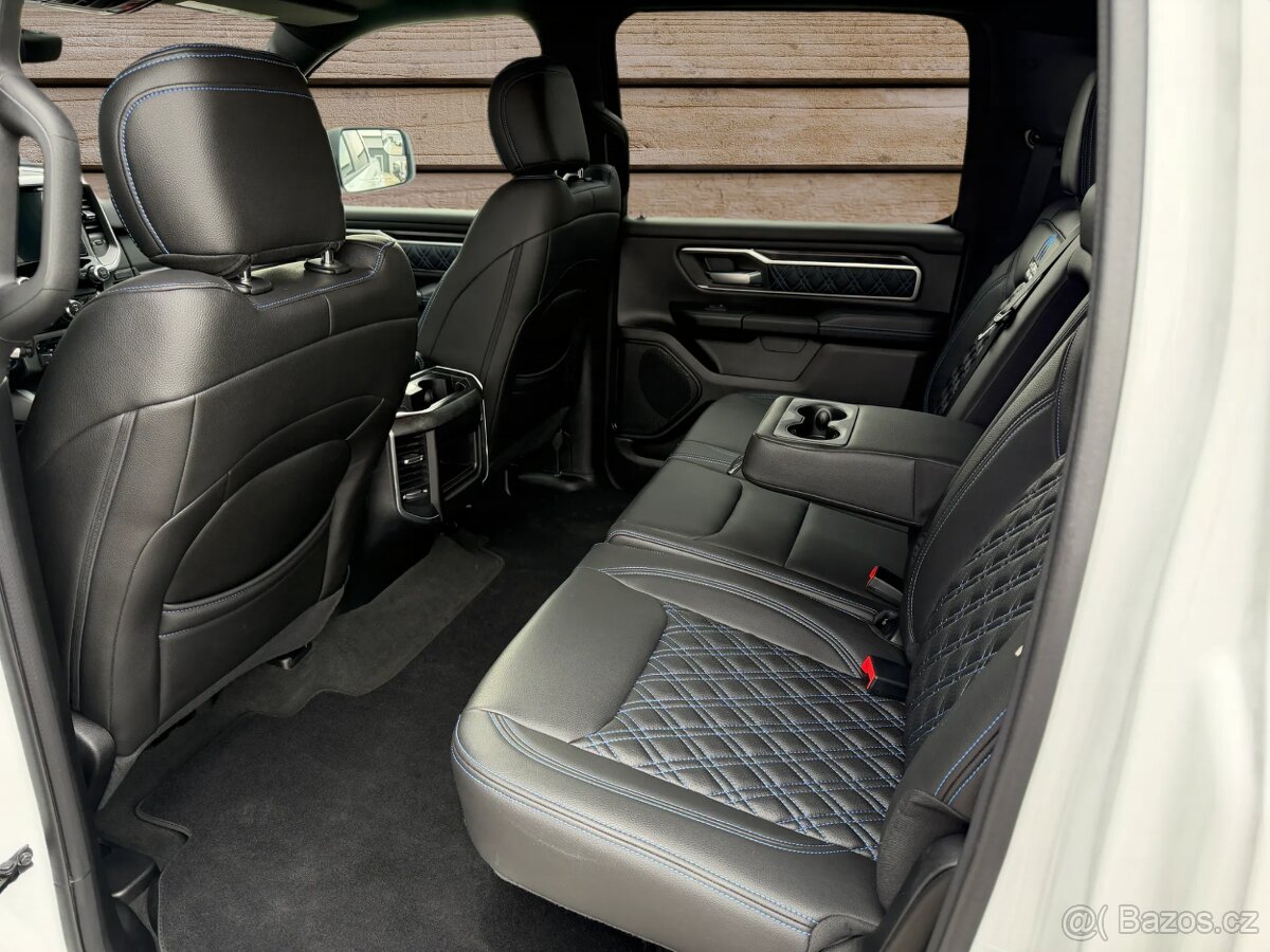 DODGE RAM HEMI OFFROAD PAKET - 12