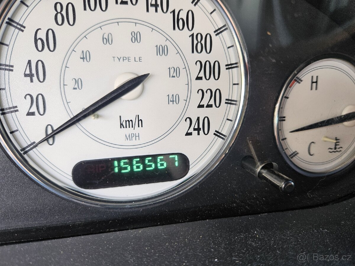 CHRYSLER 300M - 12