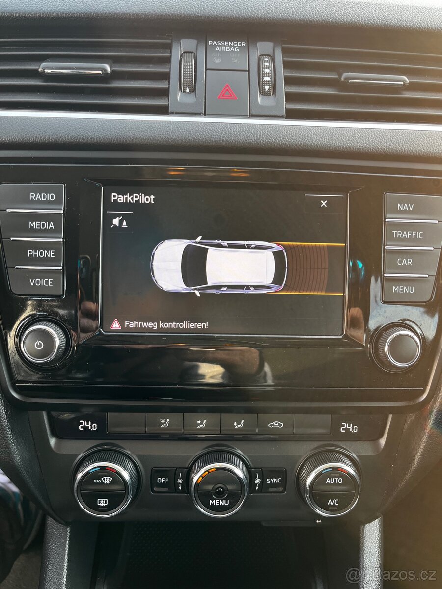 Škoda Octavia 3 - 12