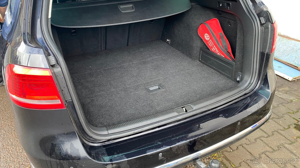 VW Passat B7 variant 2.0 TDI automat - 12