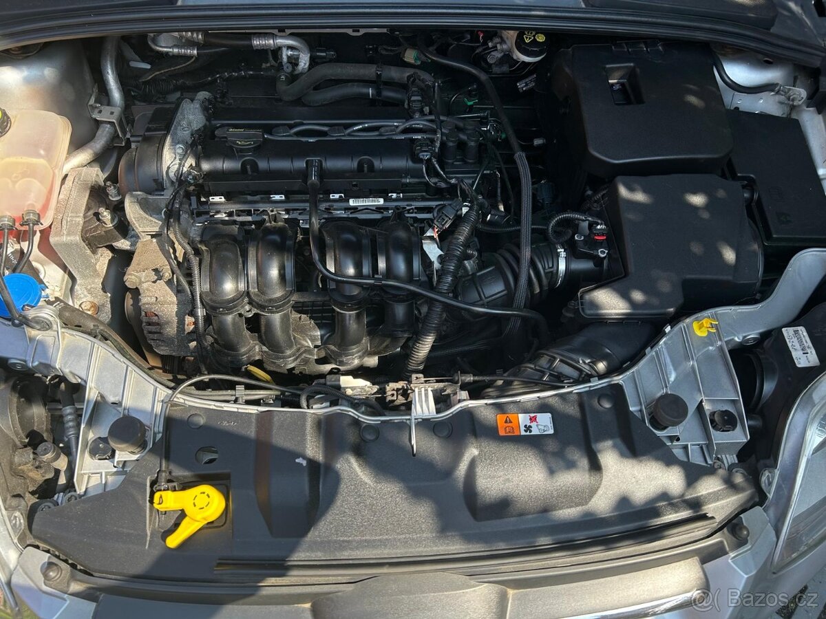 prodám Ford Focus Combi 1.6i - 12