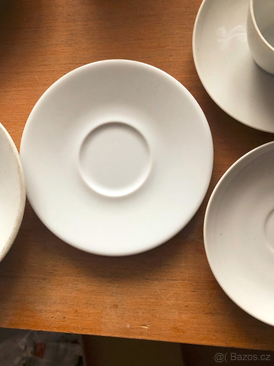 Kávové šálky s podšálky - malé - 12