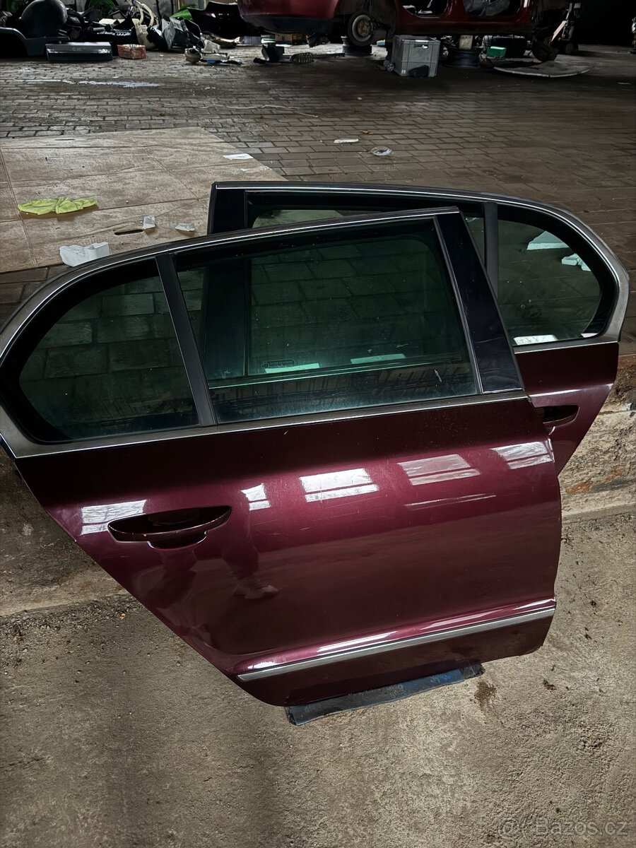 Škoda Superb 2 díly - 12