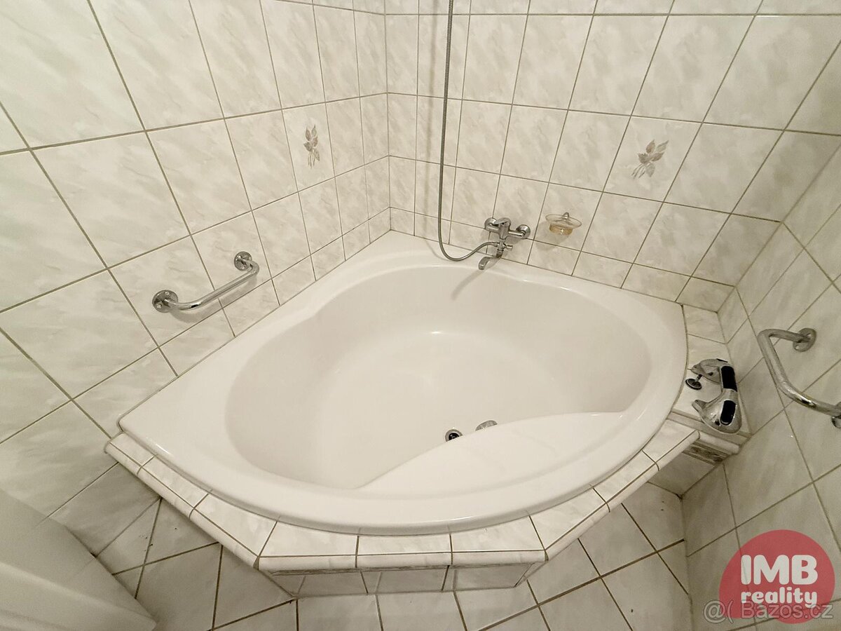 Prodej rod. domu, Jindřichovice - Mezihorská - 12