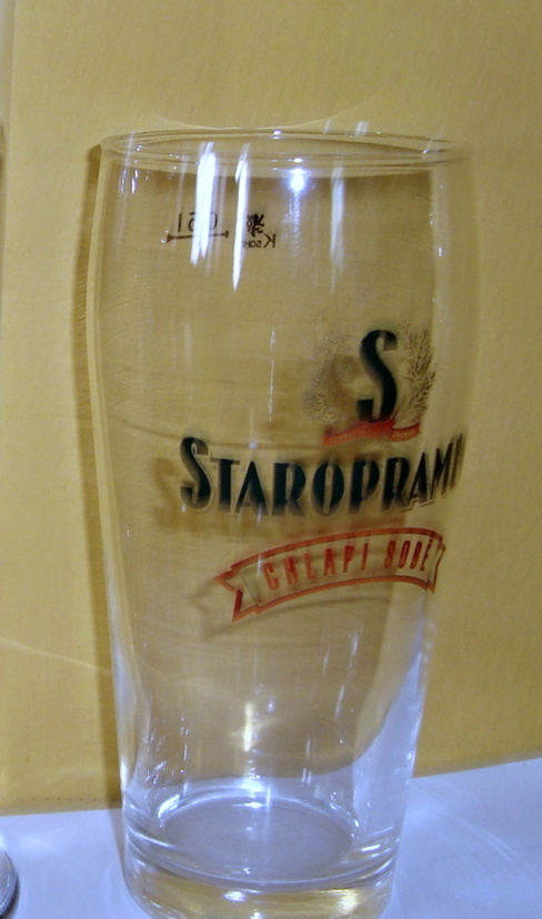 SKLENĚNÉ pivní půllitry, třetinky... - 12