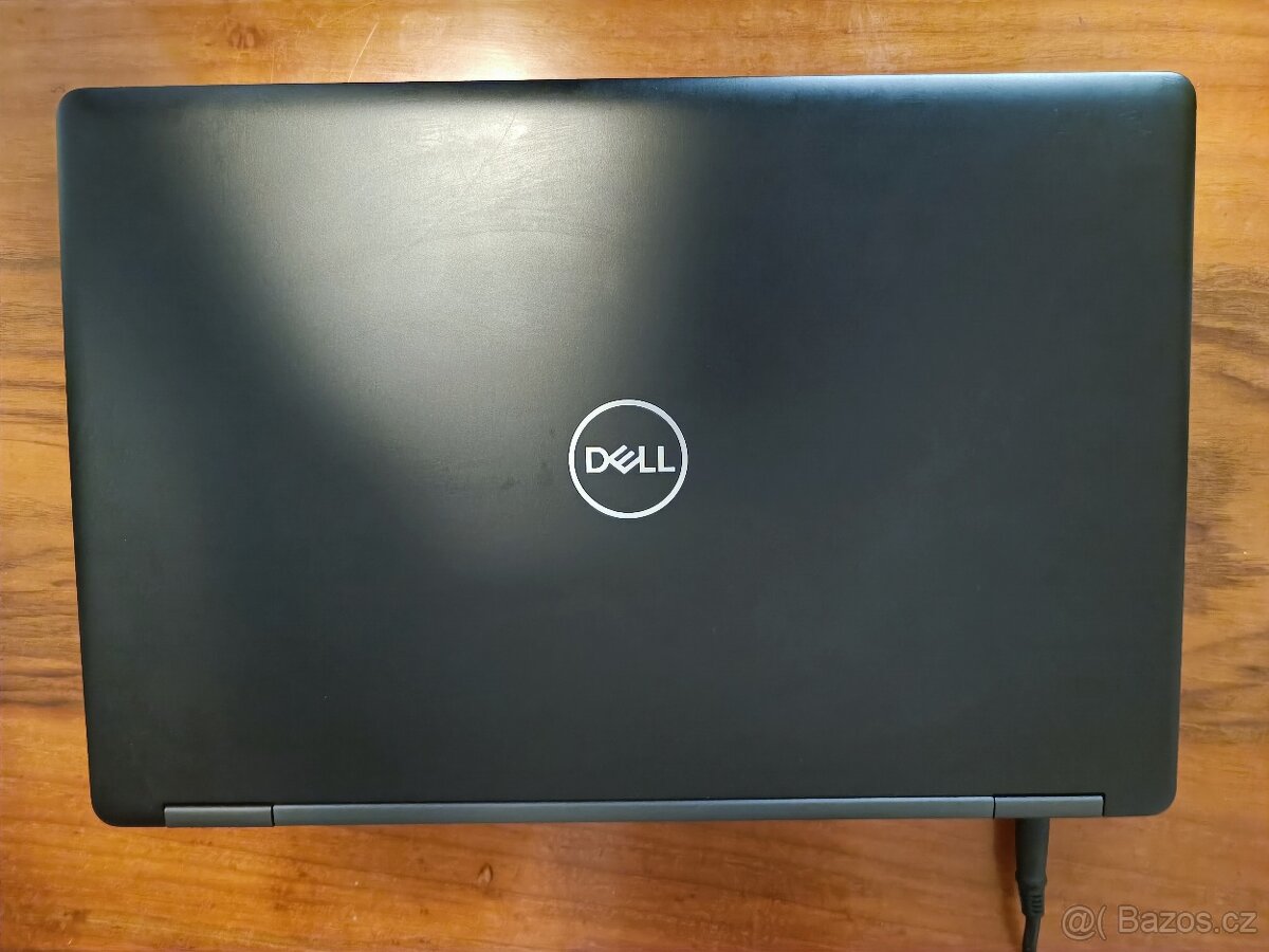 Dell Latitude 5590 - 12