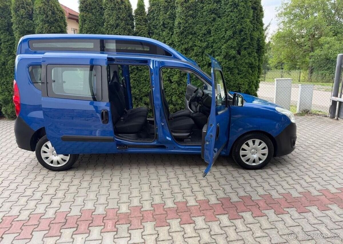 Opel Combo 2,0 CDti /99kw maxi Nová STK nafta - 12