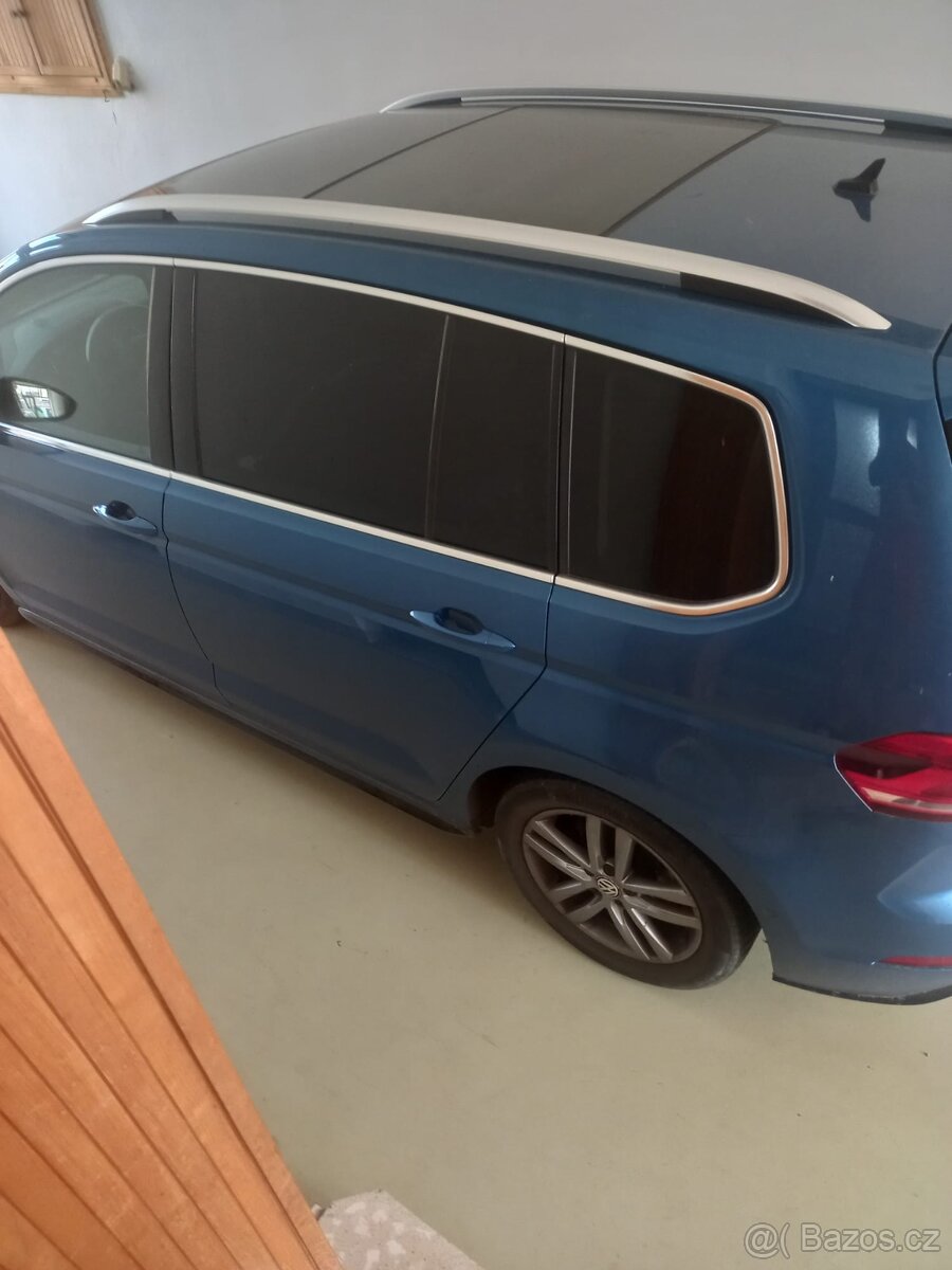 Volkswagen Touran R-Line - 12