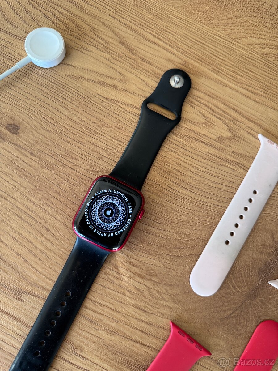 Apple Watch Series 7 45mm - 12