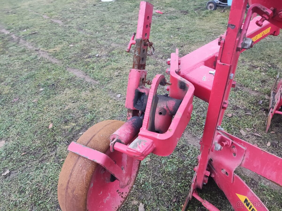 Tříradličný pluh Niemeyer - 12