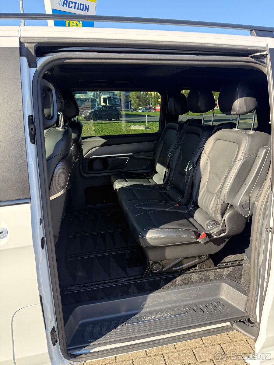 Mercedes - Benz v300d - 12
