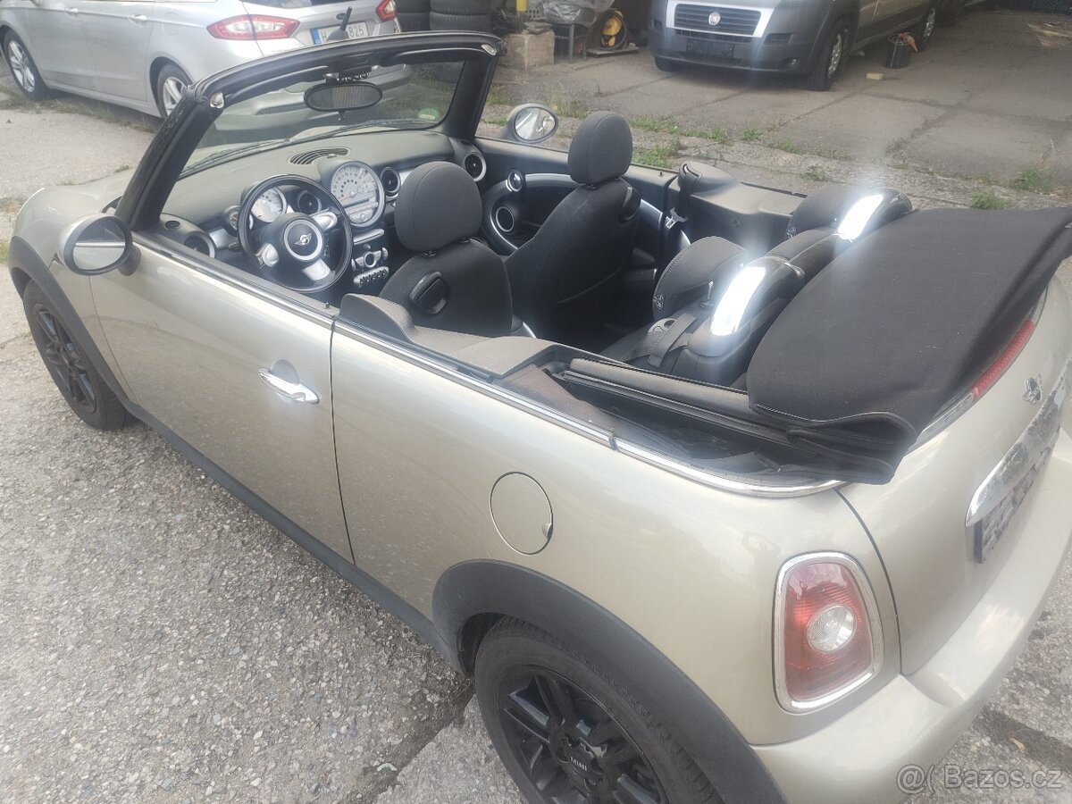 Mini Cooper Cabrio 1.6i 72 kW, najeto 84t km - 12