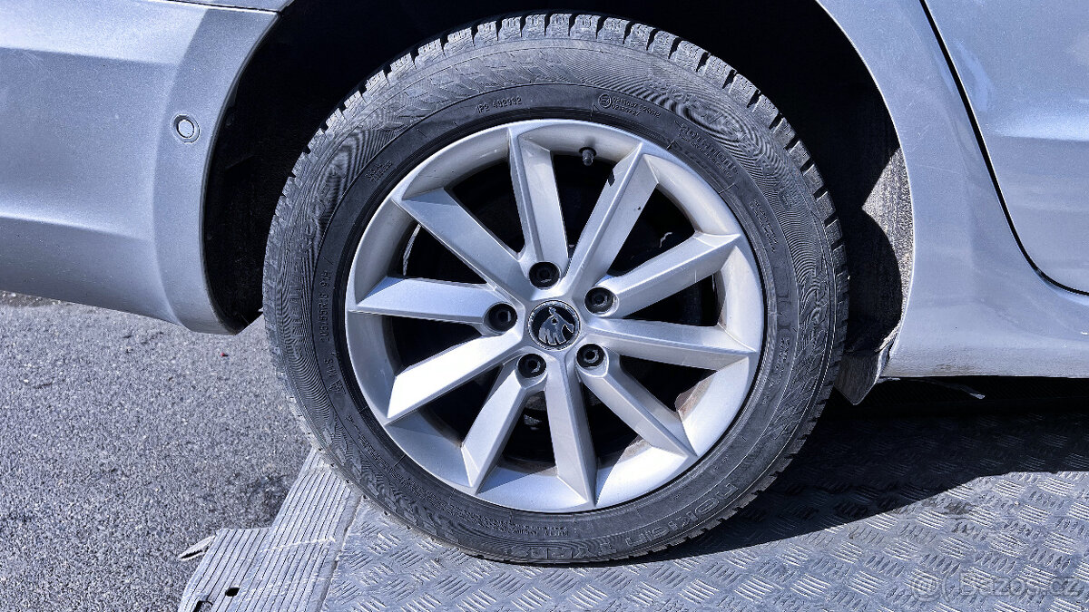 Vůz na díly Škoda Superb 2 FL kombi 2014 CFGB PPX LA7W - 12