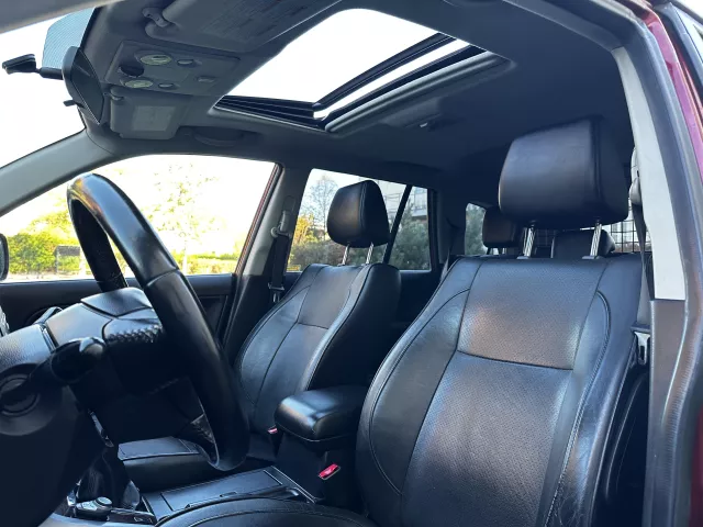 Suzuki Grand Vitara 1.9 DDiS 95kW Kůže Xenony Šíbr Tažné 2t - 12