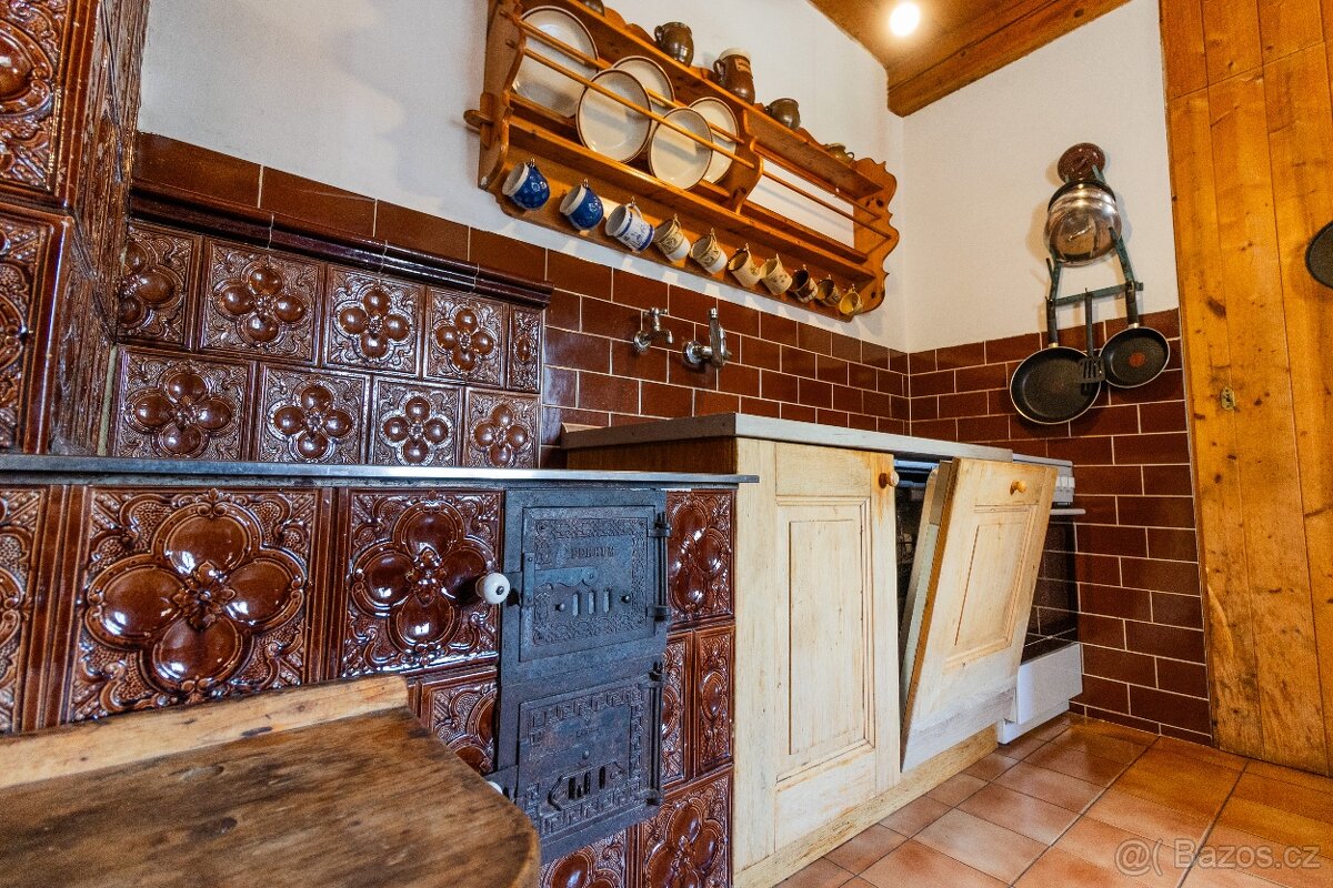 Prodej rodinného domu 171 m², pozemek 3578 m² Lukavice - 12