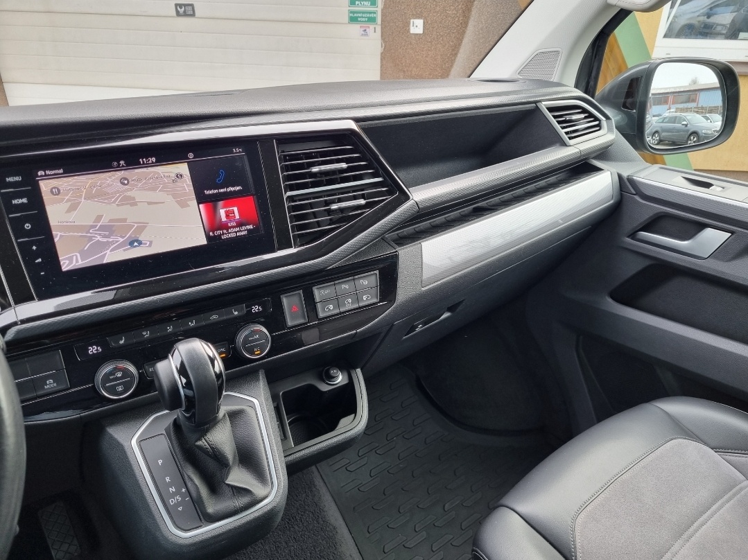 VW Multivan T6.1 Highline 2.0TDI 4x4 110kW DSG Tažné 2020 - 12