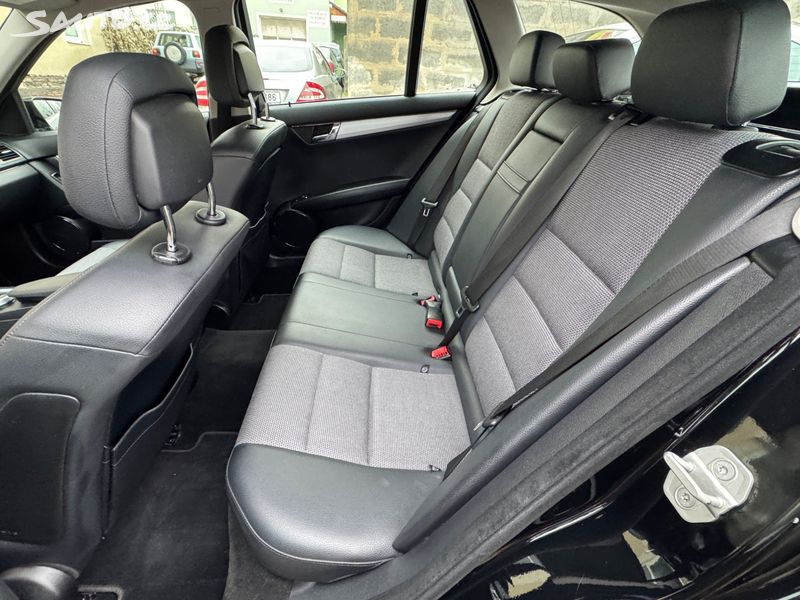 Mercedes-Benz Třídy C, 200,AVANTGARDE,MANUÁL,XENONY - 12