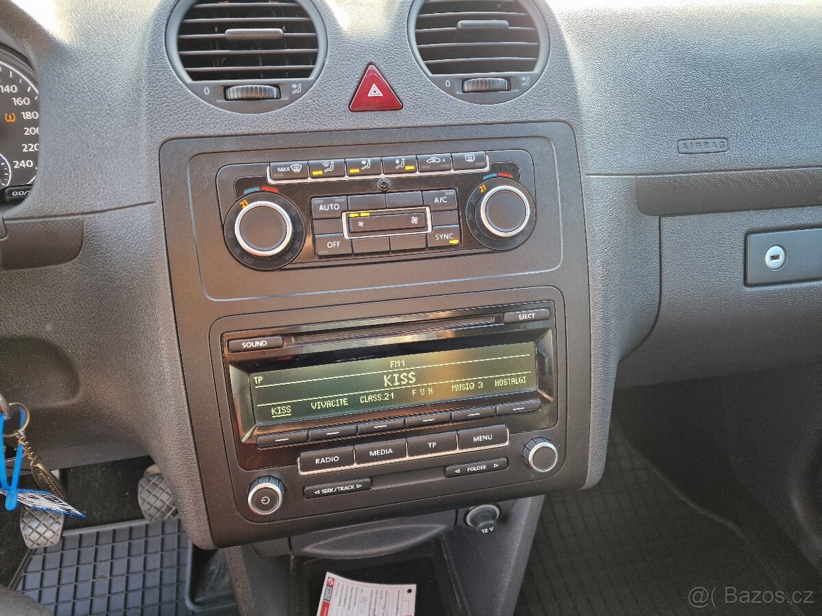 Volkswagen CADDY MAXI 1,6TDI 7 SEDADEL - 12