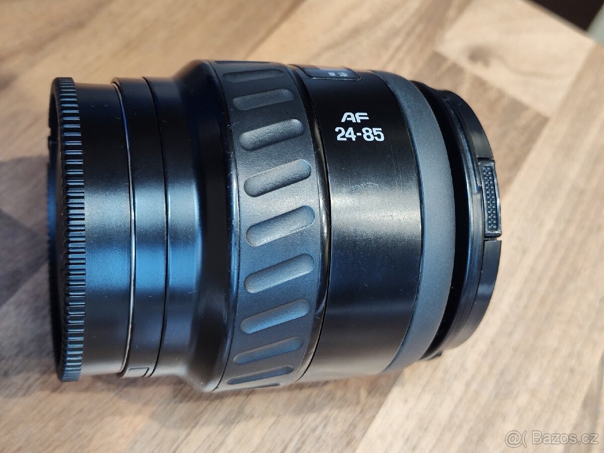 Minolta AF Zoom 24-85mm (A mount) - 12
